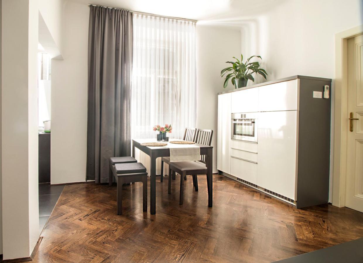 Bastinica Superior Apartment, Old Town In City Center Zagabria Esterno foto